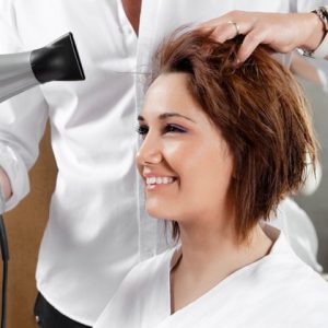 corte-de-cabelo-feminino-mais-secagem-promocao-cabeleireiro-na-zona-norte